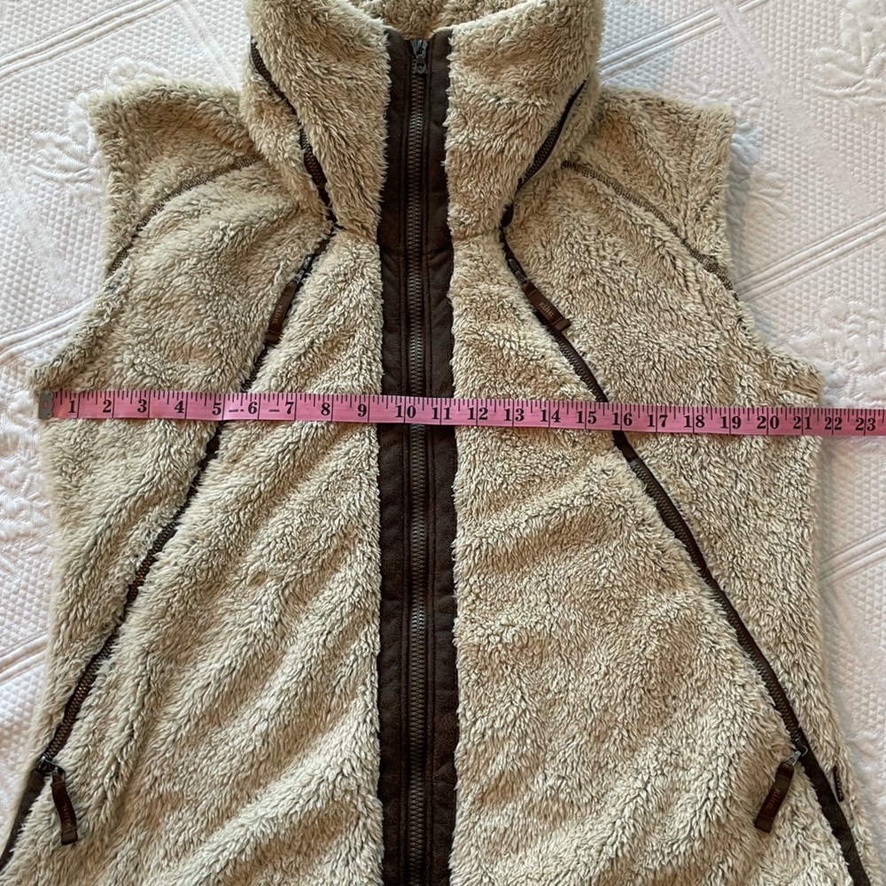 KÜHL Flight Vest Italian Fleece Stowable Hood Full Zip Cream Tan Brown Warm Cozy - Picture 12 of 16